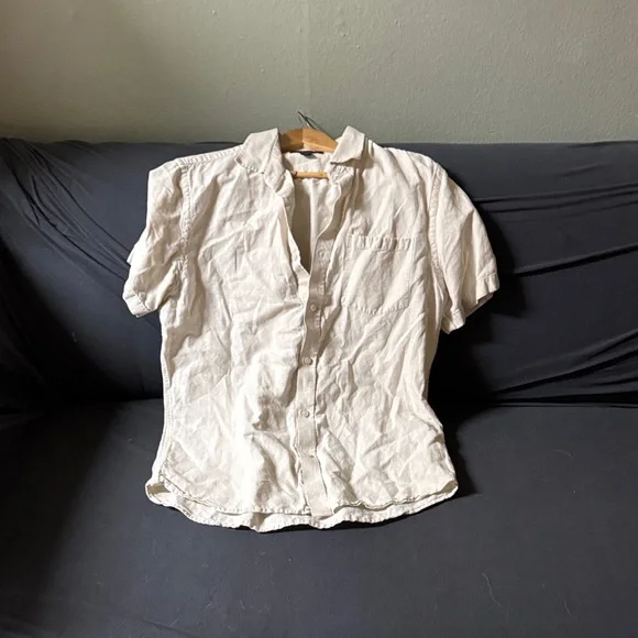 Banana Republic Men's linen Beige Short Sleeve Shirt Large - Picture 3 of 4